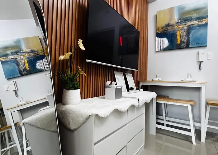 Moa Grand #05 Spacious Unit & Sun Rise View * Manila